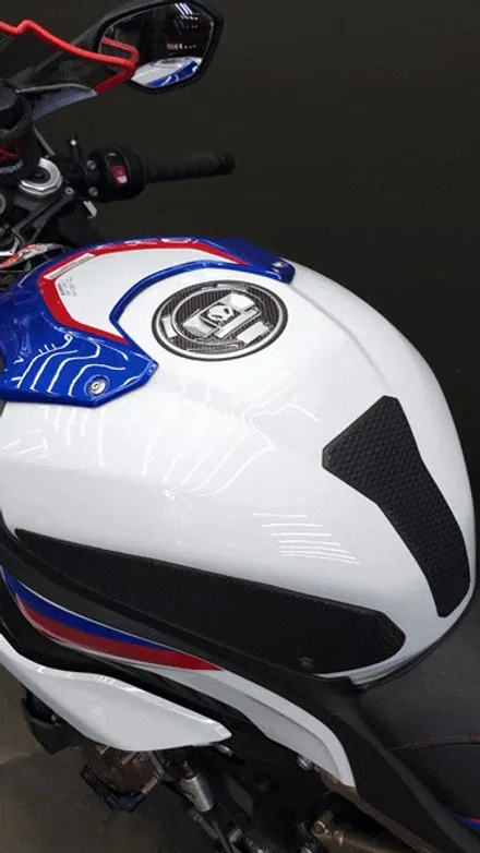 수원 랩핑 임팩트 바이크 시즌! BMW S1000RR PPF시공은 무조건!! / 수원시 권선구 고색동