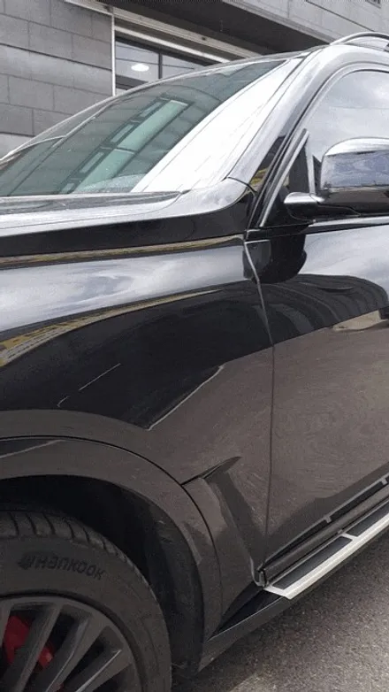 수원 랩핑 BMW X7 전체 크롬죽이기 후 올블랙 에디션 느낌 그대로! / 수원시 권선구 고색동