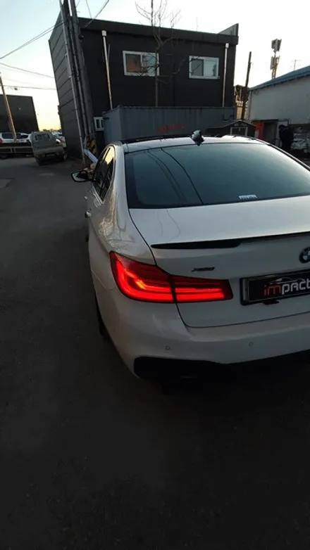 수원 랩핑 잘하는곳 ! BMW5시리즈 루프 재시공 및 실내 카본 랩핑 / 수원시 권선구 고색동