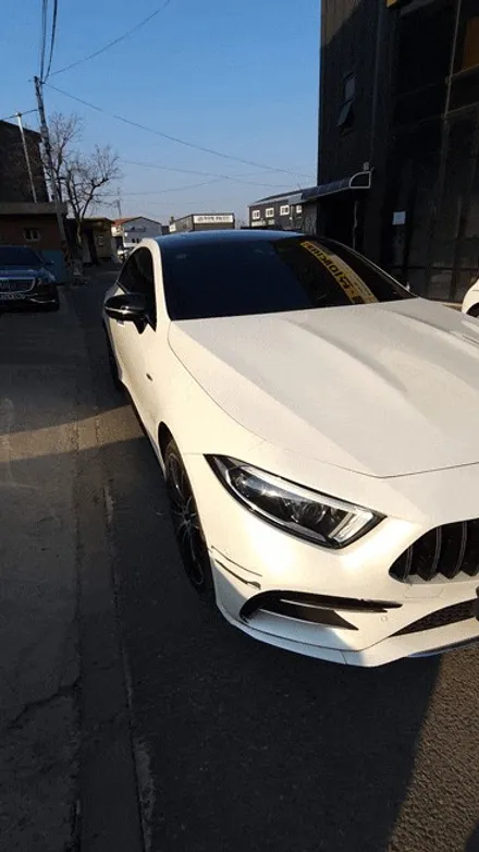 수원 랩핑 벤츠 CLS63 루프 , 사이드미러 , 스포일러 블랙유광 랩핑 재시공 / 수원시 권선구 고색동