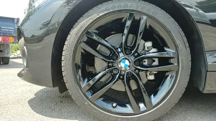 BMW 118D 신차 휠도색 & 휠튜닝 유광 블랙 색상 변경 작업 / 부천시 소사구