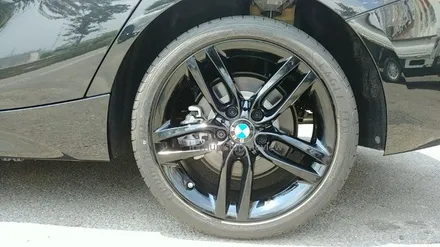 BMW 118D 신차 휠도색 & 휠튜닝 유광 블랙 색상 변경 작업 / 부천시 소사구