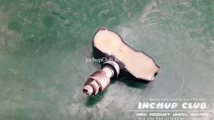 포르쉐 카이엔 휠복원 및 캘리퍼도색은 인치업클럽에서 ! / 부천시 소사구