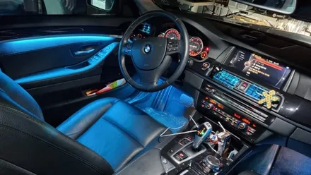 부산 BMW 5시리즈 520D, 528i 엠비언트 라이트 / 광량 최강 Up, 송풍구 엠비언트 시공 !! / 부산진구