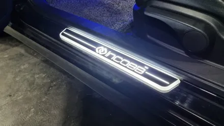 부산 제네시스 쿠페 인코브 무빙 LED 도어스커프, 필립스 LED 안개등, 실내등, 번호판등 교체 / 부산진구