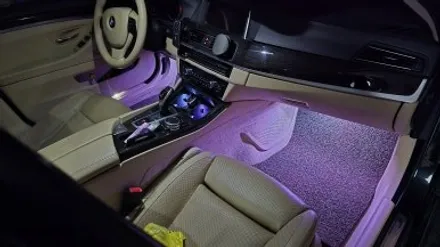 부산 BMW 5시리즈 F10 엠비언트 풋등 설치, LED 실내등 교체 인코브 부산지사 / 부산진구