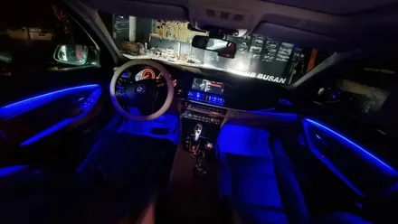 부산 BMW 525D(F10 5시리즈) 인코브 렌즈 엠비언트 라이트 버전2 시공 / 인코브(INCOBB) 부산지사 / 부산진구