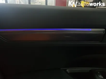 QM6 순정 엠비언트 (도어, 도어포켓, 중앙 무드등) 작업 / 경남 양산