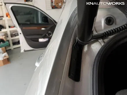 BMW X1 튜닝 전동트렁크(스마트테일게이트) 장착 / 경남 양산