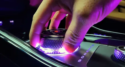 신형 카니발 KA4 기어다이얼 풋등 컵홀더 등 초 알뜰 엠비언트 3종세트가 왜 초 저렴할까요? / 김포 고촌읍