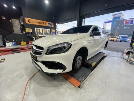 벤츠 A45 AMG 18인치 순정휠→19인치 순정휠 인치업 교체, 커스텀도색 / 의정부 휠복원 휠도색 전문 (동그리타이어) / 양주시 고읍동