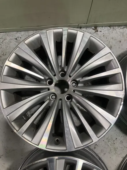 BMW 5GT 순정사이즈 금호 마제스티9, 275 40 19 장착/순정휠도색 휠커스텀 다이아몬드컷팅 투톤휠/양주 휠복원 양주 휠도색 타이어 전문 [동그리타이어] / 양주시 고읍동