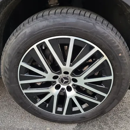 벤츠 GLC 220d 19인치 순정 휠 복원 휠 수리 / 의정부 양주 휠복원 휠도색 전문 (동그리타이어) / 양주시 고읍동