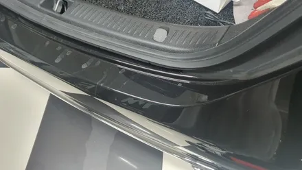벤츠 E250 관악구 교통사고 보험처리 유리막 코팅 PPF 모든 걸 한 번에 가능한 곳은 인익스카뿐 / 관악구 봉천동