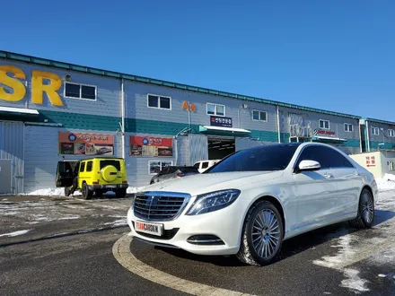[팀카스킨 화성점] 벤츠 S350 에이버리 유광화이트펄 전체랩핑 시공 / 서초구 방배동