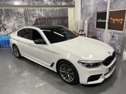 [팀카스킨 화성점] BMW 520d 루프스킨 시공 / 서초구 방배동