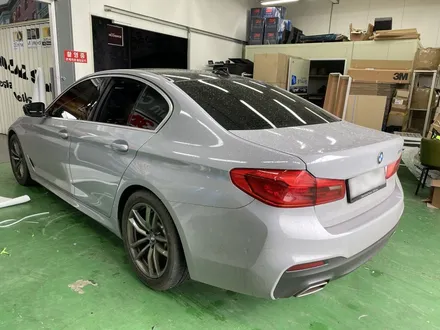 [팀카스킨 화성점] BMW 520d 3M 1080 쿨그레이 / 뒷도어 1판 재시공 / 서초구 방배동