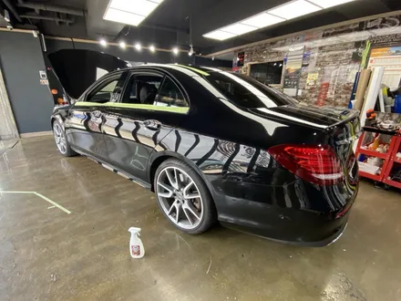 [팀카스킨 서초점] BENZ E43 AMG 전체랩핑 / 3M 2080 SATIN DARK GREY / #사다크 / 서초구 방배동