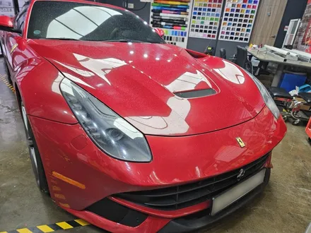 [팀카스킨 서초] 페라리 F12 Berlinetta / 에이버리 브리티쉬 그린으로 전체랩핑 / 서초구 방배동