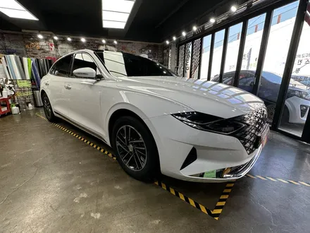 [팀카스킨 서초점] 현대 더 뉴 그랜저 택시 전체랩핑 / 3M 2080 G10 Gloss white / 서초구 방배동