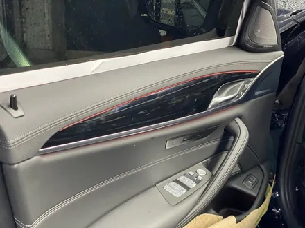 [팀카서초] BMW 530i 외부 전체 크롬딜리트 / 실내 4D 리얼카본 필름 시공 ! / 서초구 방배동