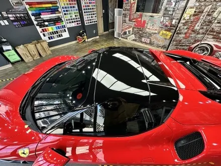 [팀카스킨 서초점] 페라리 296 GTS 3M 하이글로시 블랙 루프스킨 시공 / 서초구 방배동