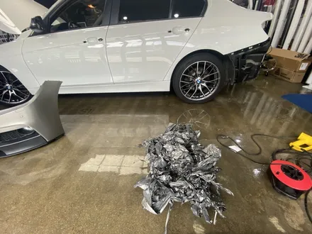 [팀카스킨 서초점] BMW 320d의 전체랩핑 제거 후 3M 2080 화이트골드스파클로 전체랩핑 / 서초구 방배동