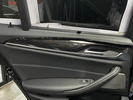 [팀카서초] BMW 530i 외부 전체 크롬딜리트 / 실내 4D 리얼카본 필름 시공 ! / 서초구 방배동