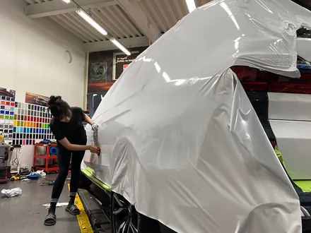 [팀카스킨 화성점] BMW X7 에이버리 유광 화이트 전체랩핑 시공 / 서초구 방배동