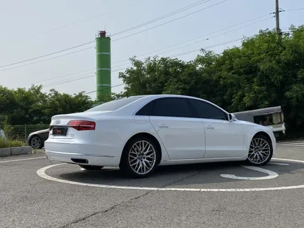 [팀카스킨 화성점] AUDI A8 L / 유광화이트 전체랩핑 시공 / 서초구 방배동