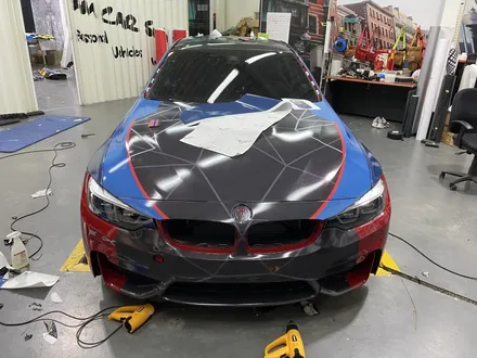[팀카스킨 화성점] BMW M4 / 그래픽 디자인 전체랩핑 시공 / 3M 180C Graphic Film / 서초구 방배동