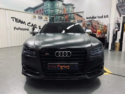 [팀카스킨 화성점] Audi A8 정체랩핑 / Avery satin black, 3M 4D real carbon point, Clifdesigns light color PPF / 서초구 방배동