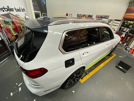 [팀카스킨 화성점] BMW X7 에이버리 유광 화이트 전체랩핑 시공 / 서초구 방배동