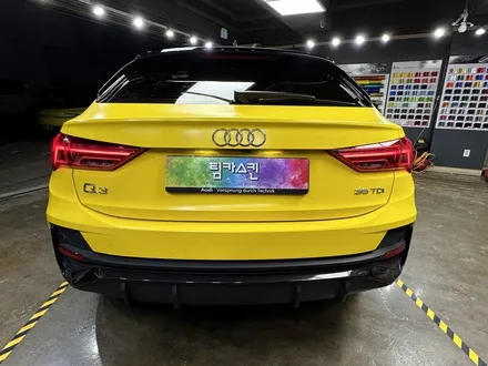 [팀카스킨 서초점] 아우디 Q3 전체랩핑 / Avery Satin yellow / 서초구 방배동