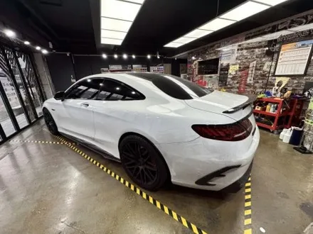[팀카스킨 서초점] BENZ C Class Coupe 전체랩핑 제거 / 서초구 방배동