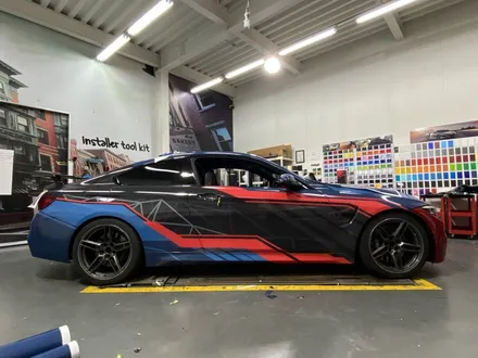 [팀카스킨 화성점] BMW M4 / 그래픽 디자인 전체랩핑 시공 / 3M 180C Graphic Film / 서초구 방배동