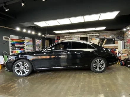 [팀카스킨 서초점] BENZ S500 3M 2080 G212 Gloss Black Metallic 전체랩핑 / 서초구 방배동