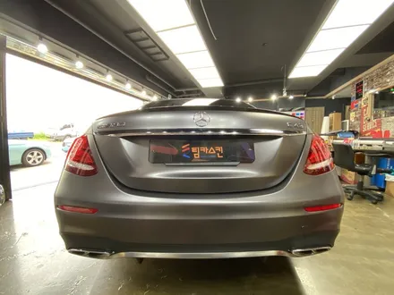 [팀카스킨 서초점] BENZ E43 AMG 전체랩핑 / 3M 2080 SATIN DARK GREY / #사다크 / 서초구 방배동