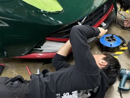 [팀카스킨 서초] 페라리 F12 Berlinetta / 에이버리 브리티쉬 그린으로 전체랩핑 / 서초구 방배동