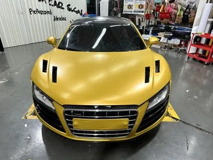 [팀카스킨 화성점] AUDI R8 V8 전체랩핑 / Avery Satin Safari Gold, SNC Tuning 6D Carbon / 서초구 방배동