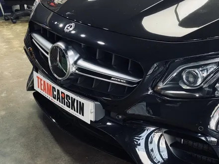 [팀카스킨 서초점] BENZ E63 AMG 그릴, 사이드 벤트 크롬딜리트 / 서초구 방배동