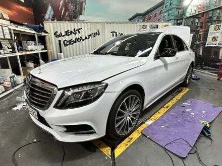 [팀카스킨 화성점] BENZ S Class 리어범퍼 재시공 / 에이버리 유광 화이트 / 사고수리 / 서초구 방배동