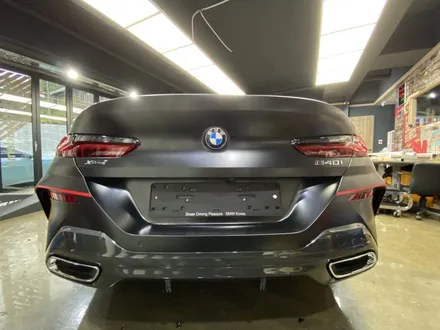 [팀카스킨 서초점] BMW 840i 완전 신차의 3M Satin Black 전체랩핑 시공 + 크롬삭제 / 서초구 방배동