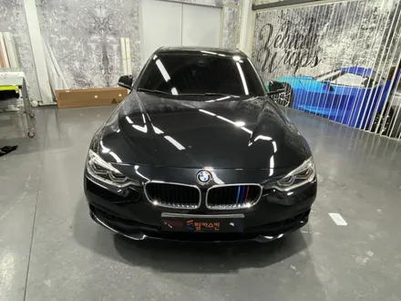 [팀카스킨 화성점] BMW 320d / 에이버리 펄 다크 그린 전체랩핑 / 서초구 방배동