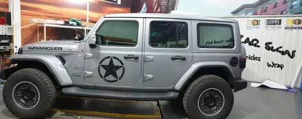 [팀카스킨 화성] JEEP 랭글러 상단 하프랩핑 / 에이버리 매트 블랙 / 서초구 방배동