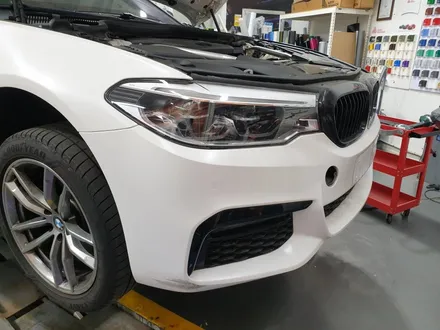 [팀카스킨 화성점] BMW 520d 앞범퍼 랩핑 재시공 / 서초구 방배동