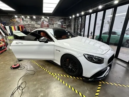 [팀카스킨 서초점] BENZ C Class Coupe 전체랩핑 제거 / 서초구 방배동
