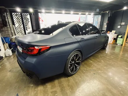 [팀카스킨 서초점] BMW M5 / 3M 2080 M27 무광 인디고 전체랩핑 / 서초구 방배동