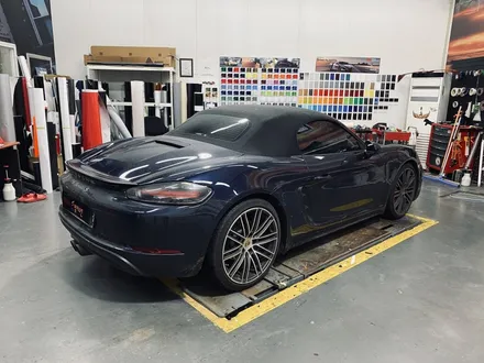 [팀카스킨 화성점] PORSCHE 718 박스터 S / Avery Gloss light blue / 스머프컬러 전체랩핑 시공 / 서초구 방배동