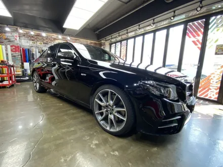 [팀카스킨 서초점] BENZ E43 AMG 전체랩핑 / 3M 2080 SATIN DARK GREY / #사다크 / 서초구 방배동